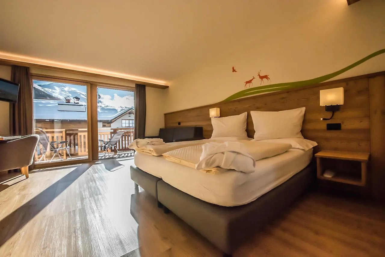 Hotel Le Alpi Livigno 3*,  Italy
